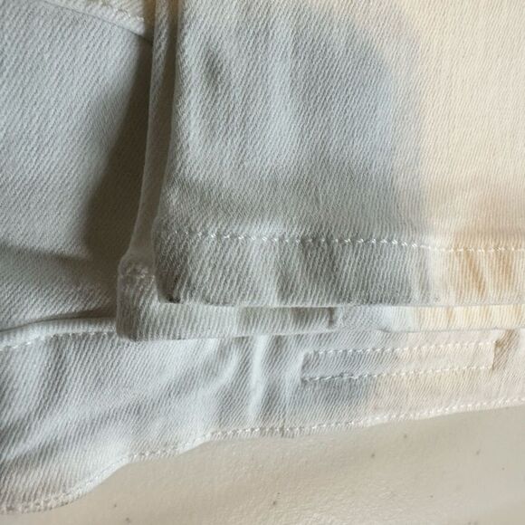 NWT EDWIN Women’s Bree Mid Rise Crop Straight Leg Ivory Jeans - Size 28 - Picture 12 of 15